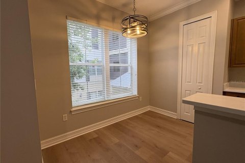 Condo in Celebration, Florida, 2 bedrooms  № 2394324 - photo 12