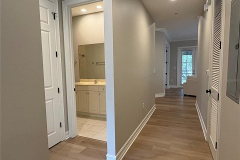 Condo in Celebration, Florida, 2 bedrooms  № 2394324 - photo 17
