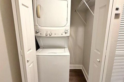 Condominio en venta en Orlando, Florida, 2 dormitorios, 83.61 m2 № 2167249 - foto 13