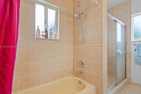 House in Homestead, Florida 4 bedrooms, 163.69 sq.m. № 1830269 - photo 25