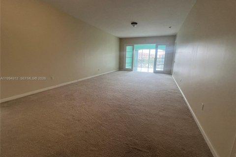 Condominio en alquiler en St. Lucie, Florida, 2 dormitorios, 184.78 m2 № 2281194 - foto 9