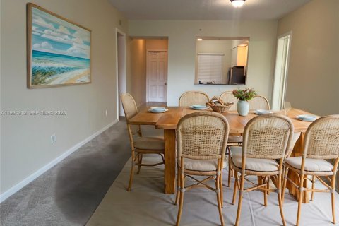 Condominio en alquiler en St. Lucie, Florida, 2 dormitorios, 184.78 m2 № 2281194 - foto 16