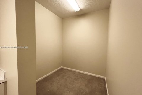 Condominio en alquiler en St. Lucie, Florida, 2 dormitorios, 184.78 m2 № 2281194 - foto 24