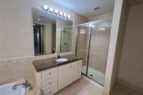 Condominio en alquiler en St. Lucie, Florida, 2 dormitorios, 184.78 m2 № 2281194 - foto 20