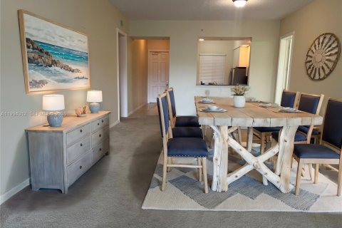Condominio en alquiler en St. Lucie, Florida, 2 dormitorios, 184.78 m2 № 2281194 - foto 8