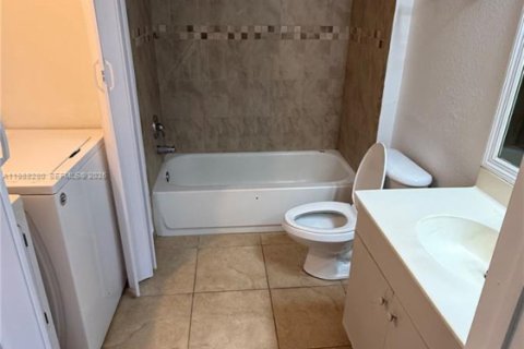 Condominio en alquiler en Homestead, Florida, 3 dormitorios, 104.61 m2 № 2063381 - foto 12