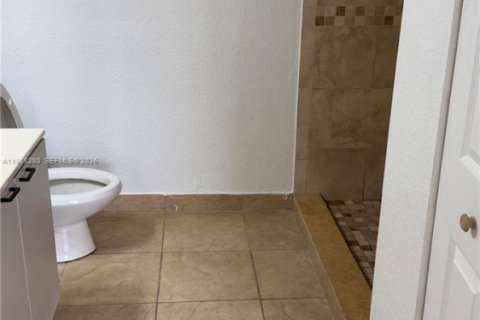 Condominio en alquiler en Homestead, Florida, 3 dormitorios, 104.61 m2 № 2063381 - foto 14