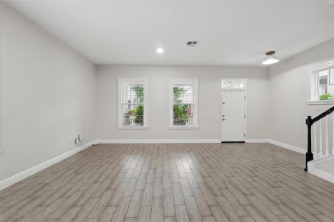 Casa en venta en Winter Garden, Florida, 3 dormitorios, 169.92 m2 № 1687480 - foto 10