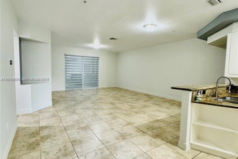 Copropriété à louer à Miramar, Floride: 3 chambres, 132.48 m2 № 2090302 - photo 5