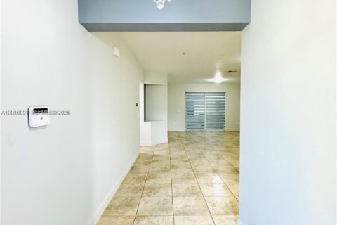 Copropriété à louer à Miramar, Floride: 3 chambres, 132.48 m2 № 2090302 - photo 4