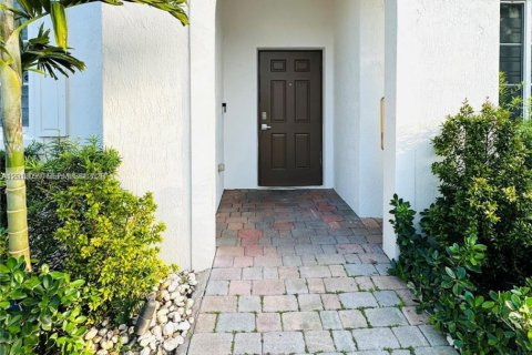 Condo à Miramar, Floride, 3 chambres  № 2090302