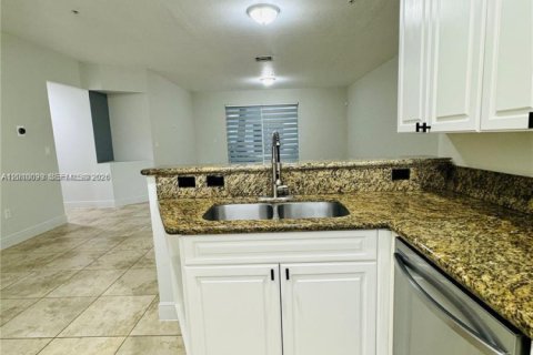 Copropriété à louer à Miramar, Floride: 3 chambres, 132.48 m2 № 2090302 - photo 10