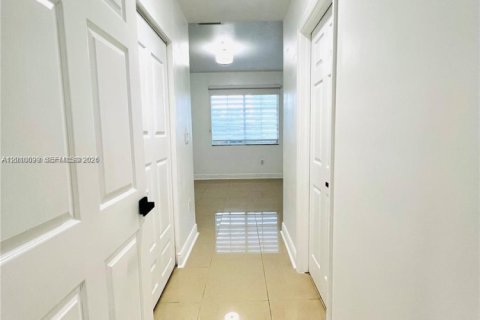 Copropriété à louer à Miramar, Floride: 3 chambres, 132.48 m2 № 2090302 - photo 17