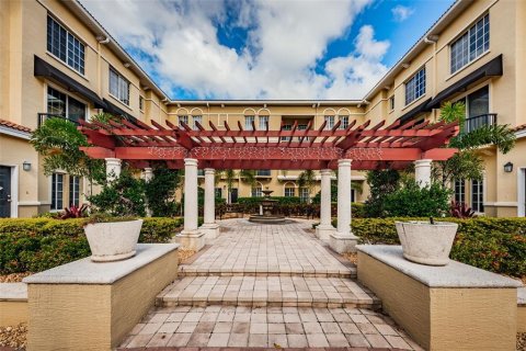 Condo à Tampa, Floride, 3 chambres  № 2388116