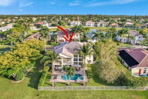 House in Wellington, Florida 6 bedrooms, 289.58 sq.m. № 1141311 - photo 1