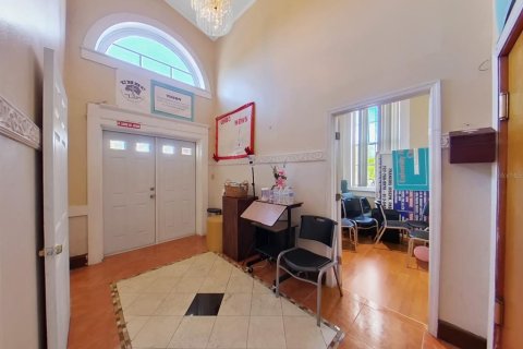 Commercial property in Tampa, Florida 468.23 sq.m. № 1879718 - photo 5