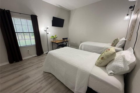 Купить кондоминиум в Киссимми, Флорида 8 комнат, 134.24м2, № 2156801 - фото 18