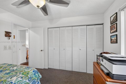 Casa en venta en Greenacres, Florida, 2 dormitorios, 107.49 m2 № 1990916 - foto 19