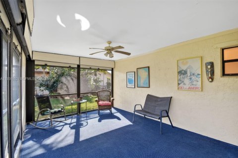 Casa en venta en Greenacres, Florida, 2 dormitorios, 107.49 m2 № 1990916 - foto 23