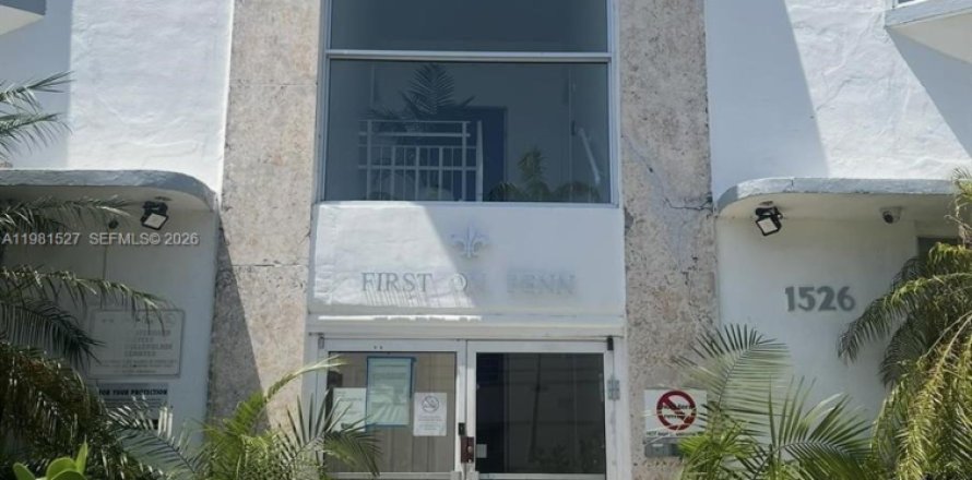 Studio à Condo à Miami Beach, Floride  № 2050039