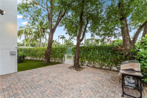 Купить виллу или дом в Майами, Флорида 5 спален, 453.46м2, № 1935443 - фото 26