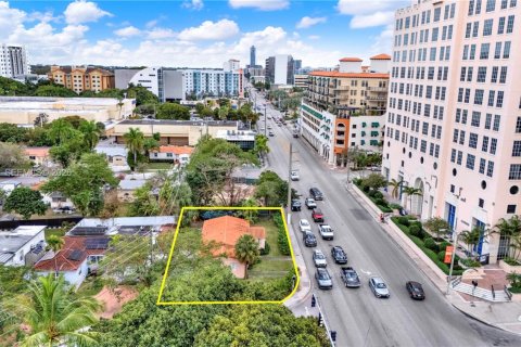 House in Miami, Florida 3 bedrooms, 109.81 sq.m. № 2031841 - photo 28