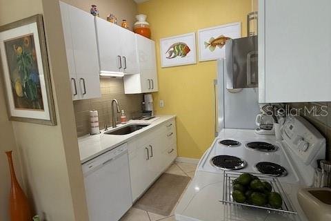 Condo in Sarasota, Florida, 1 bedroom  № 1677444 - photo 7