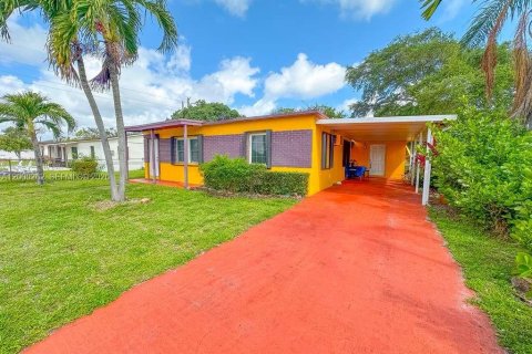 Дом в Вест-Парк, Флорида 3 спальни, 105.54м2 № 2064800