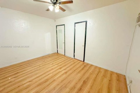 Купить виллу или дом в Вест-Парк, Флорида 3 спальни, 105.54м2, № 2064800 - фото 8