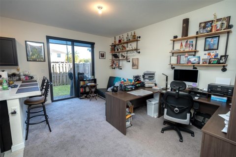 Adosado en venta en Homestead, Florida, 3 dormitorios, 161.65 m2 № 2029453 - foto 15