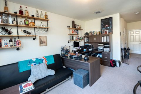 Adosado en venta en Homestead, Florida, 3 dormitorios, 161.65 m2 № 2029453 - foto 16