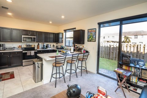Adosado en venta en Homestead, Florida, 3 dormitorios, 161.65 m2 № 2029453 - foto 8