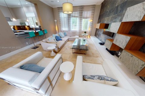 Villa ou maison à vendre à Coral Gables, Floride: 7 chambres, 652.55 m2 № 1862828 - photo 15