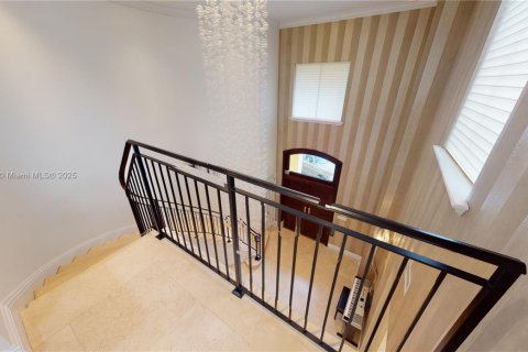 Villa ou maison à vendre à Coral Gables, Floride: 7 chambres, 652.55 m2 № 1862828 - photo 17