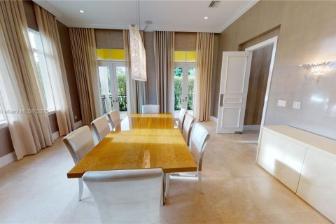 Villa ou maison à vendre à Coral Gables, Floride: 7 chambres, 652.55 m2 № 1862828 - photo 12