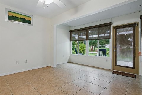 House in Leesburg, Florida 2 bedrooms, 114.46 sq.m. № 1776540 - photo 28