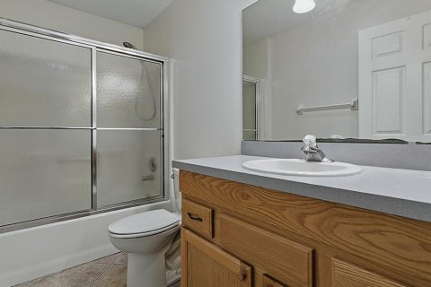 House in Leesburg, Florida 2 bedrooms, 114.46 sq.m. № 1776540 - photo 17