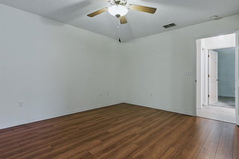 House in Leesburg, Florida 2 bedrooms, 114.46 sq.m. № 1776540 - photo 21