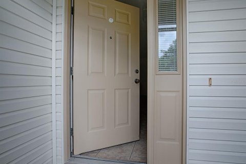 House in Leesburg, Florida 2 bedrooms, 114.46 sq.m. № 1776540 - photo 5
