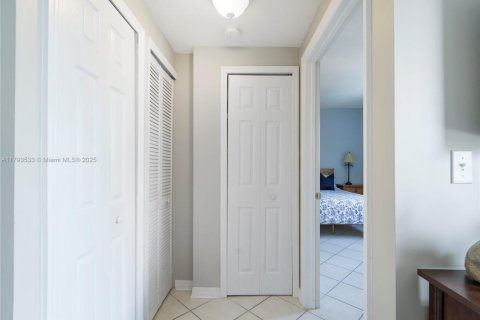 Condominio en venta en Miami, Florida, 2 dormitorios, 85.19 m2 № 1860911 - foto 22