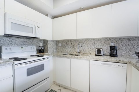 Condominio en venta en Miami, Florida, 2 dormitorios, 85.19 m2 № 1860911 - foto 11