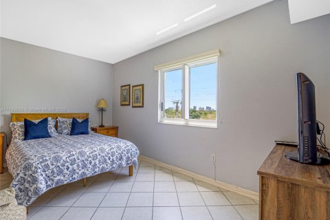 Condominio en venta en Miami, Florida, 2 dormitorios, 85.19 m2 № 1860911 - foto 23