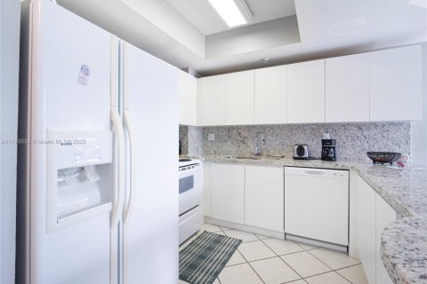 Condominio en venta en Miami, Florida, 2 dormitorios, 85.19 m2 № 1860911 - foto 9