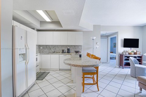 Condominio en venta en Miami, Florida, 2 dormitorios, 85.19 m2 № 1860911 - foto 8