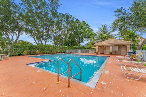 Adosado en venta en Coral Springs, Florida, 4 dormitorios, 181.44 m2 № 1823669 - foto 29