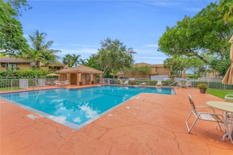 Adosado en venta en Coral Springs, Florida, 4 dormitorios, 181.44 m2 № 1823669 - foto 28