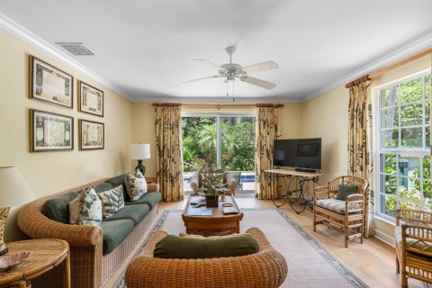 Villa ou maison à vendre à Palm Beach, Floride: 4 chambres, 289.2 m2 № 2261769 - photo 8