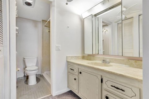 Condo in Deerfield Beach, Florida, 2 bedrooms № 2083212 - photo 18