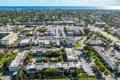 Condo in Deerfield Beach, Florida, 2 bedrooms № 2083212 - photo 7