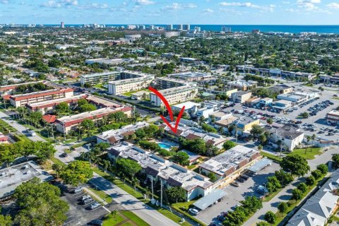 Condo in Deerfield Beach, Florida, 2 bedrooms № 2083212 - photo 6